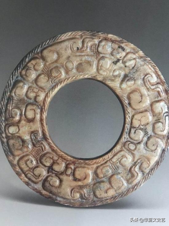 汉代玉器饕餮玉佩,早期的吴越文化玉器