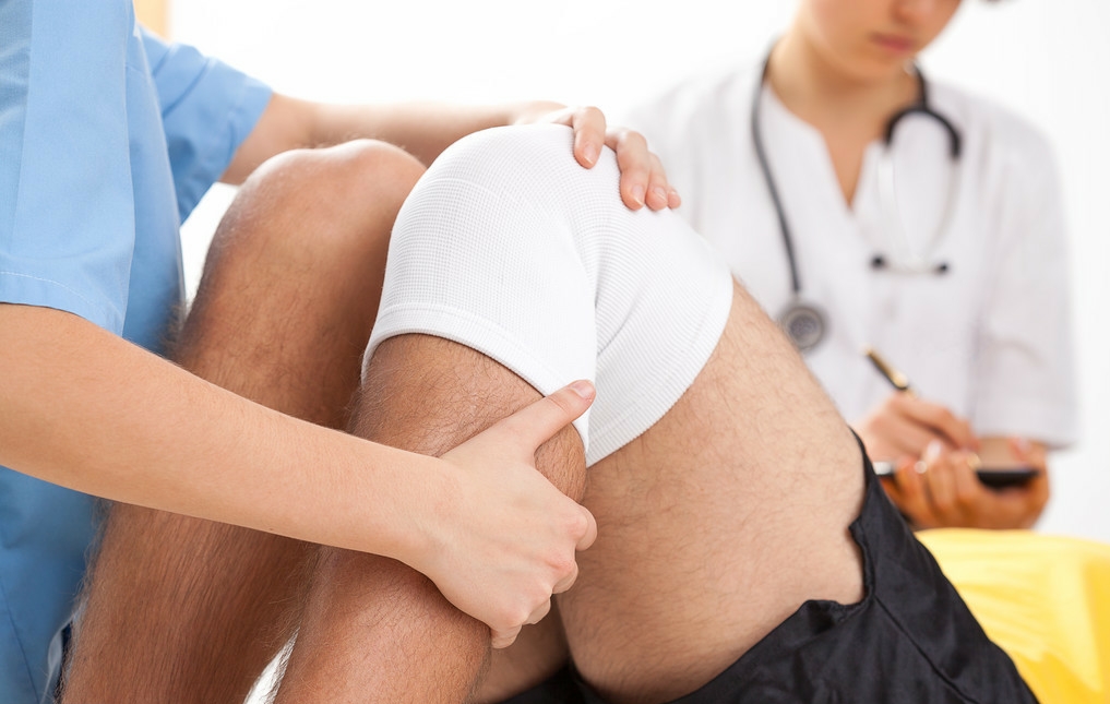 半月板缝合后面磁共振还显示撕裂,半月板缝合后为啥复查还是撕裂