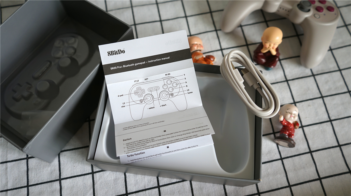 八位堂蓝牙手柄测评推荐,八位堂sn30pro手柄