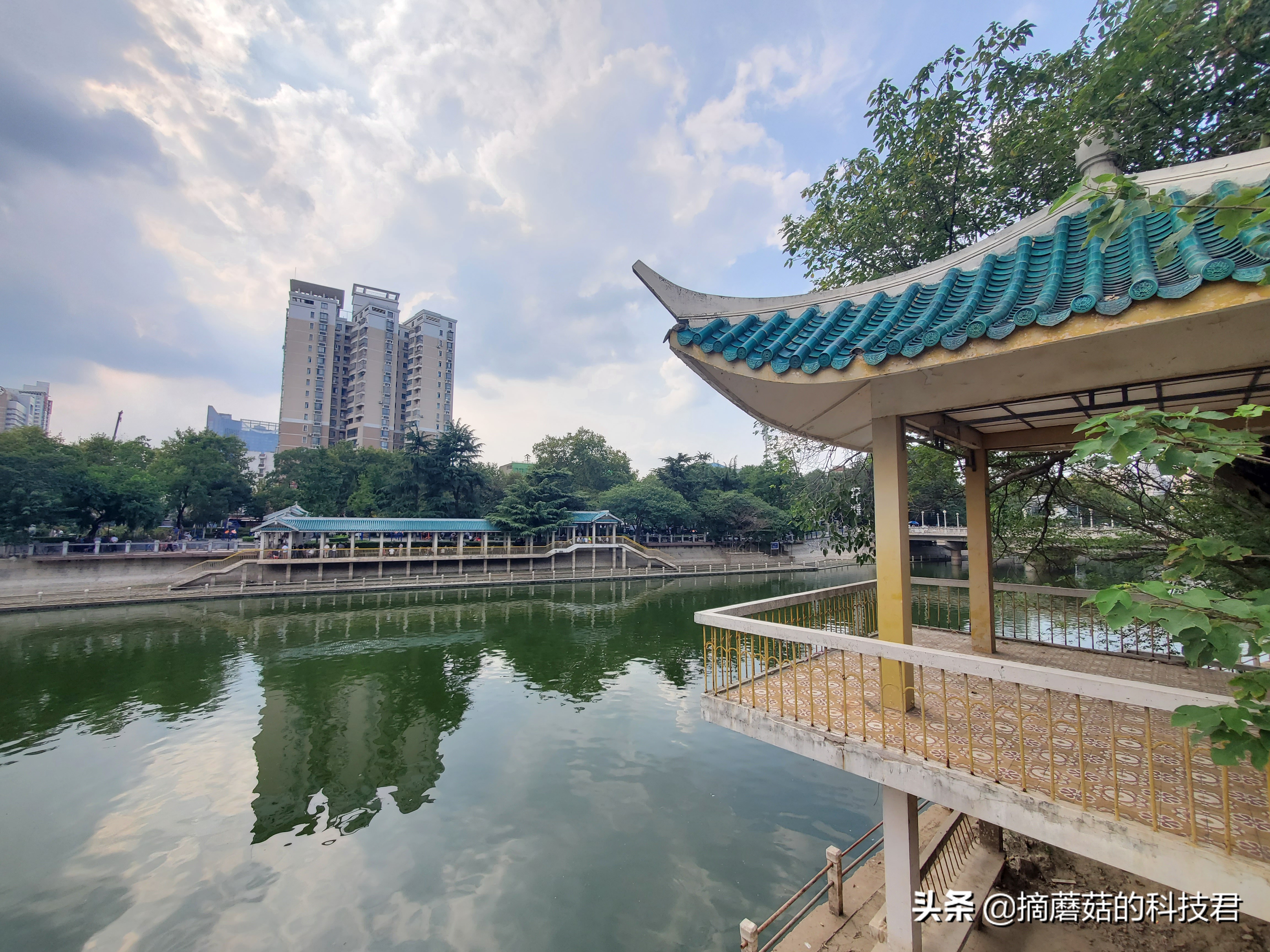 三星note10+的续航怎么样,三星s10+和note10+续航哪个好