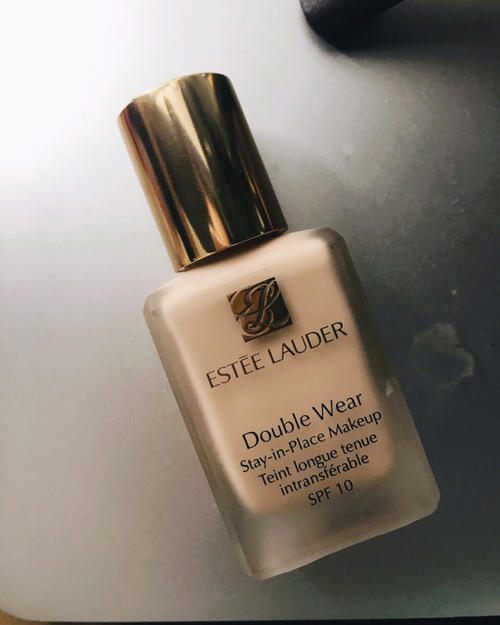 bb霜和粉底液哪个遮瑕效果好,什么bb霜遮瑕效果好一点