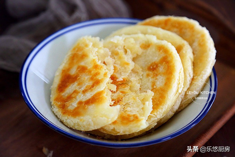 一样材料做美食,又酥又软的家常烙饼简单做法
