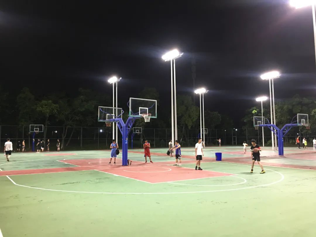 苏州狮山篮球公园,狮山公园有篮球场吗