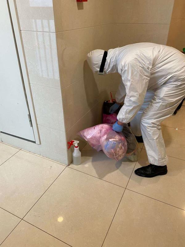 空中聊吧服务居民暖人心