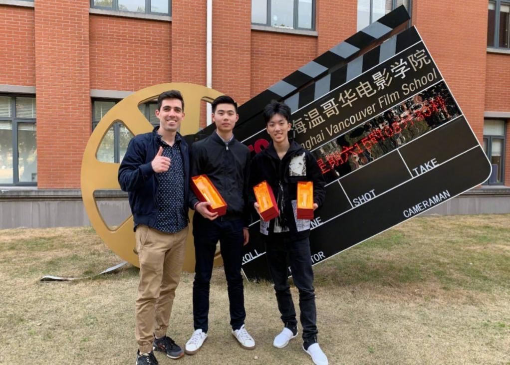 陈婷比张艺谋小多少岁,陈婷多少岁给张艺谋生孩子