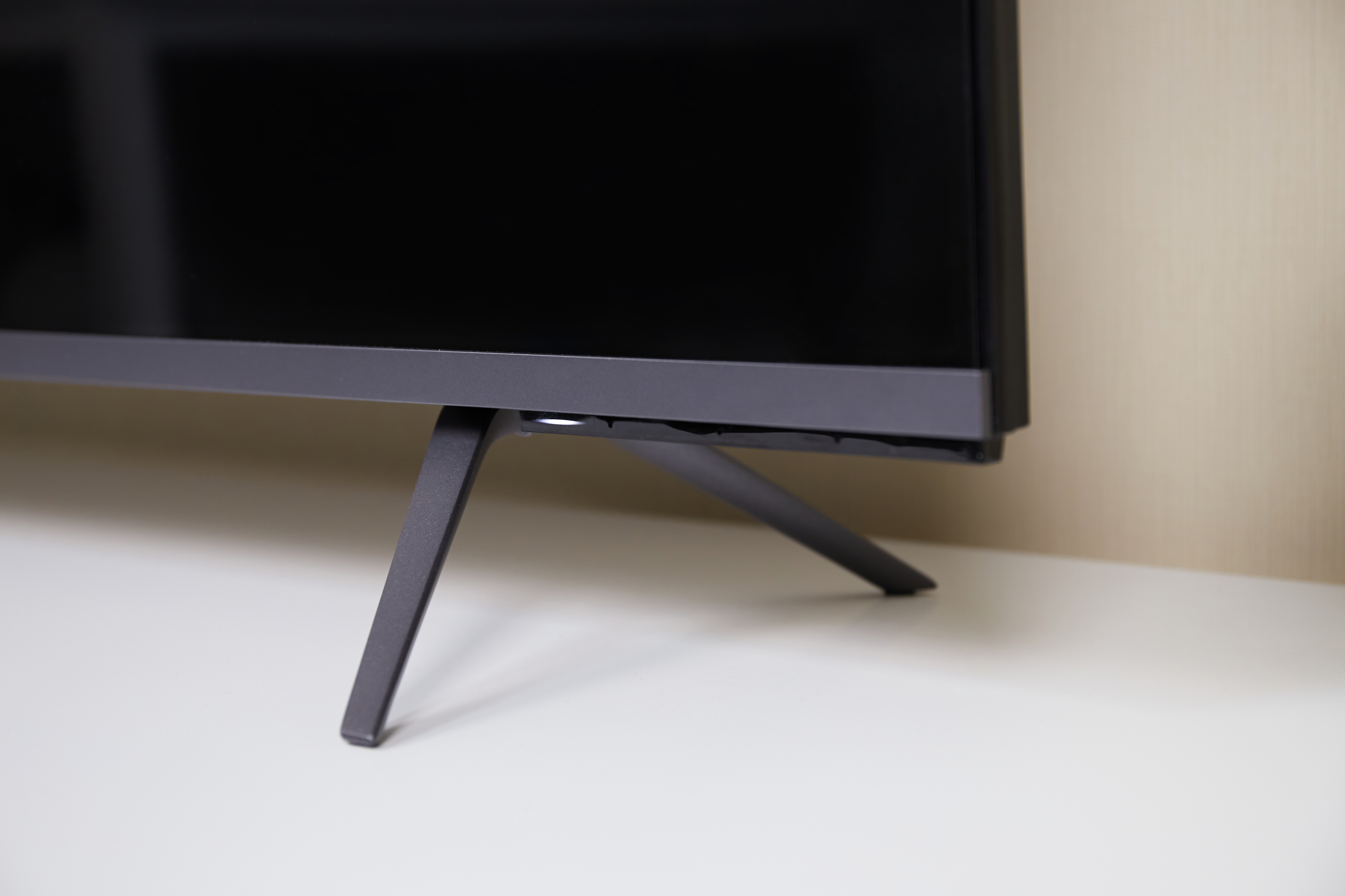 OPPO智能电视R1上手体验：拒绝中庸，特色十足的全能选手