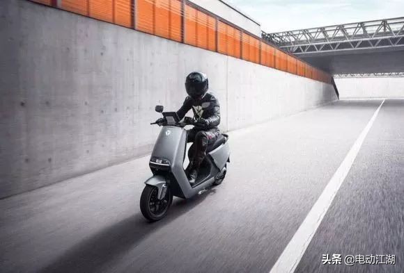 闆呰开g5max浠锋牸澶氬皯,杞︿富璇勪环鍚嶇埖5