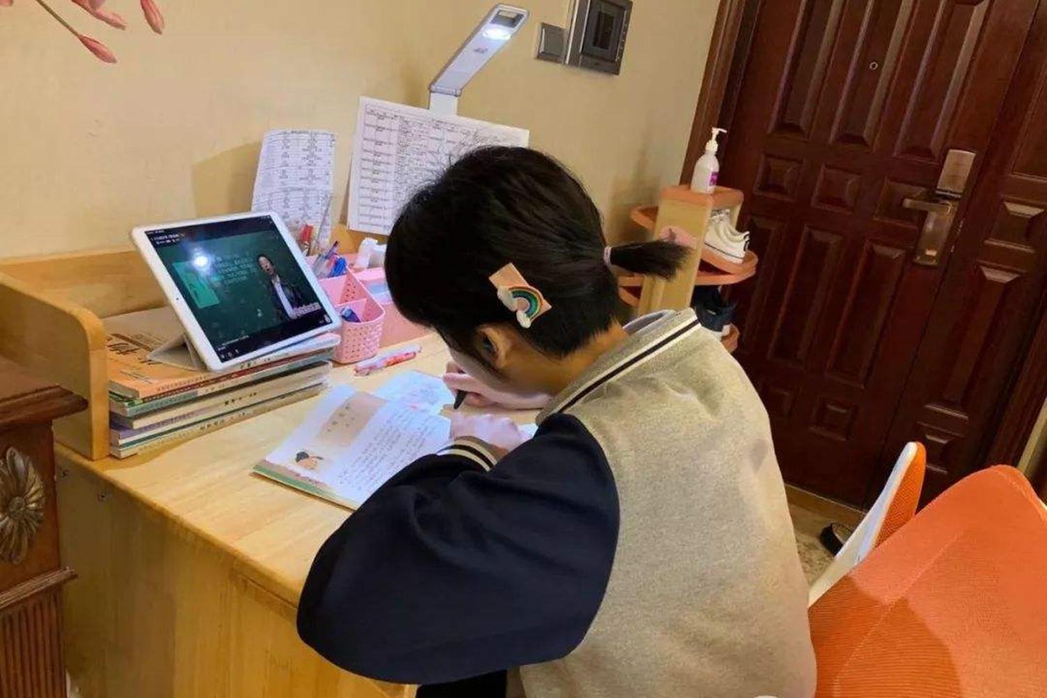 因为邻居蹭网，宝爸生气后改了wifi密码，后面发生的事却令他动容