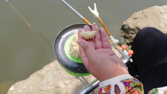 调好漂饵料压不下目是怎么回事,饵料比重太重怎么调节漂