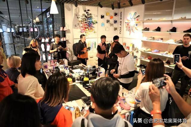 耐克阿迪达斯折扣店加盟：提升门店竞争力，只要五步