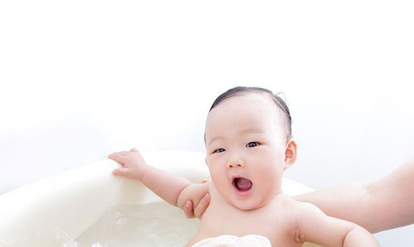 烫伤水泡怎么处理好得快不痛儿童,儿童烫伤没起泡多长时间能恢复