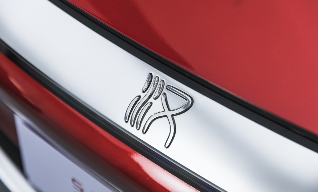 从国车到国民车的蜕变红旗,转变国产汽车印象的优秀车