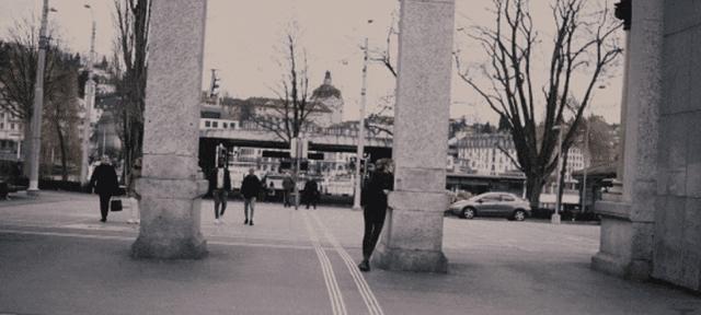 鑸旂梾姣掔殑鐟炲＋濂冲鐜扮姸,鑸旂梾姣掔殑鐟炲＋濂冲