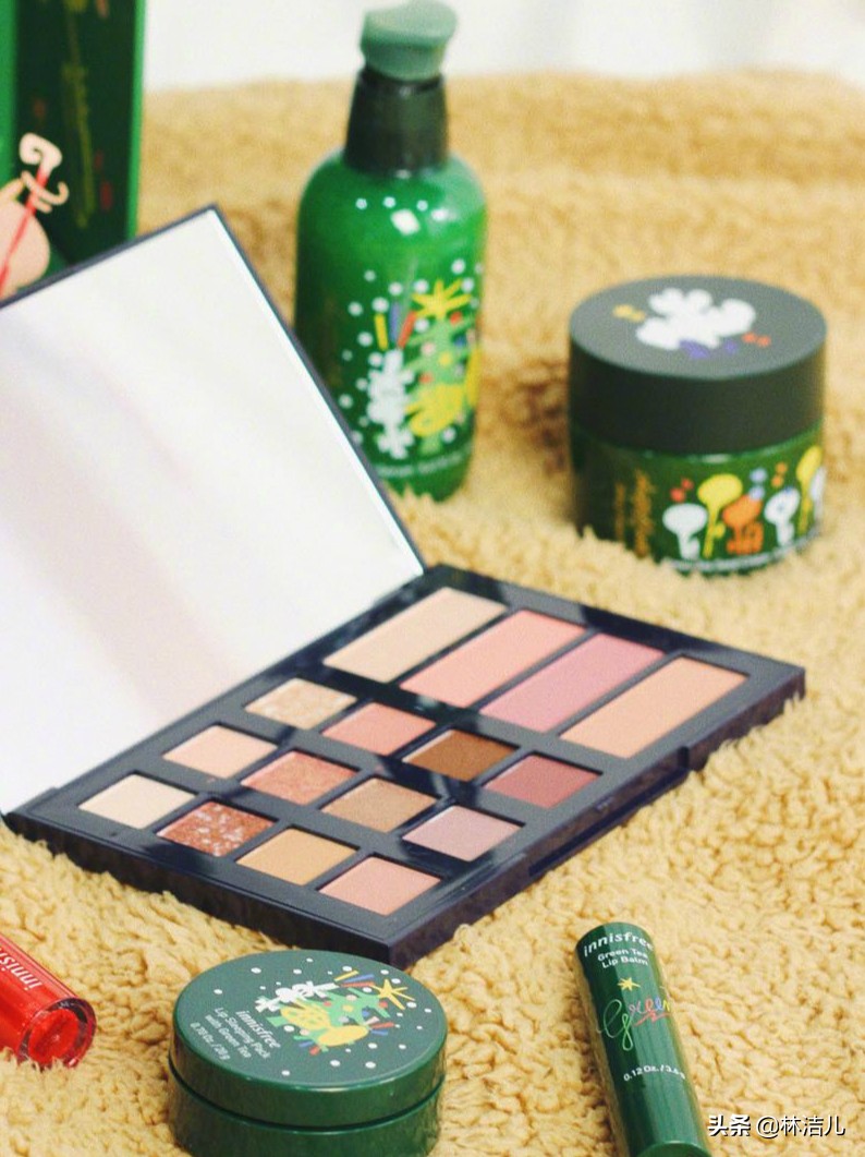 又美又仙的2019圣诞新品，这些大牌彩妆开挂了，美得不要太过分