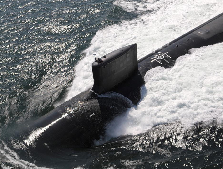 苍龙级潜艇指挥塔高度,潜艇指挥塔内部