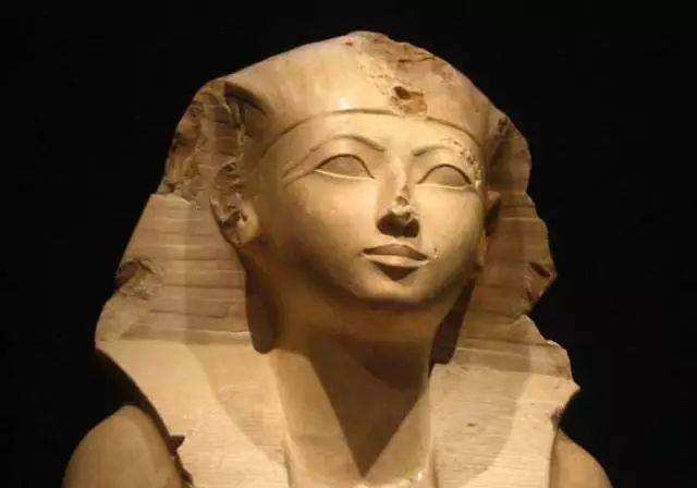 古埃及法老武则天,埃及第一位女法老和武则天