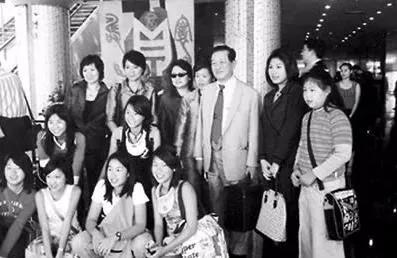 刘强东和李嘉诚有交集吗,刘强东和他的兄弟情史