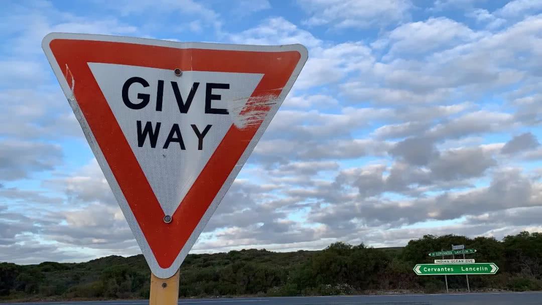 这地方是男人天堂,我们的大宝马也怕了