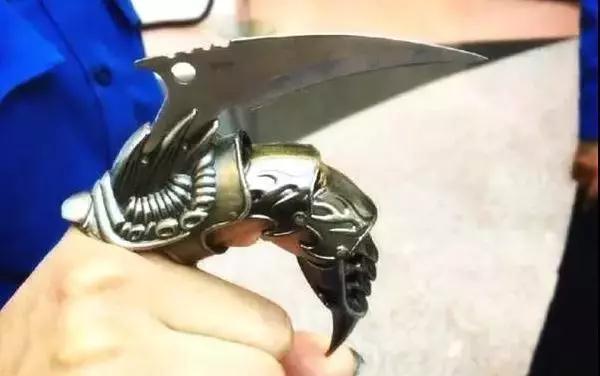 留学生海关被检查,萝卜丁口红过不了安检