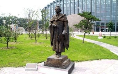 牛顿物理名人故事,科学家牛顿的故事