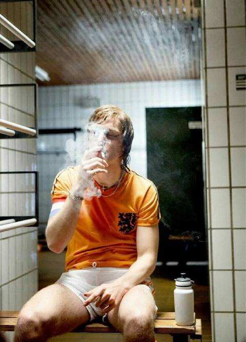 爱抽烟的格雷福斯,爱抽烟爱跑步的人