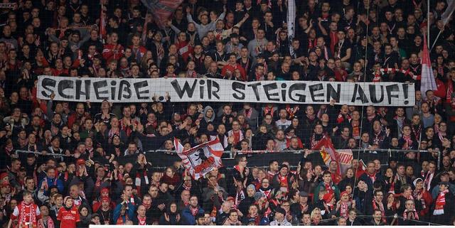 踢德甲有什么好？这家小俱乐部有历史性升级机会，球迷们却担心了