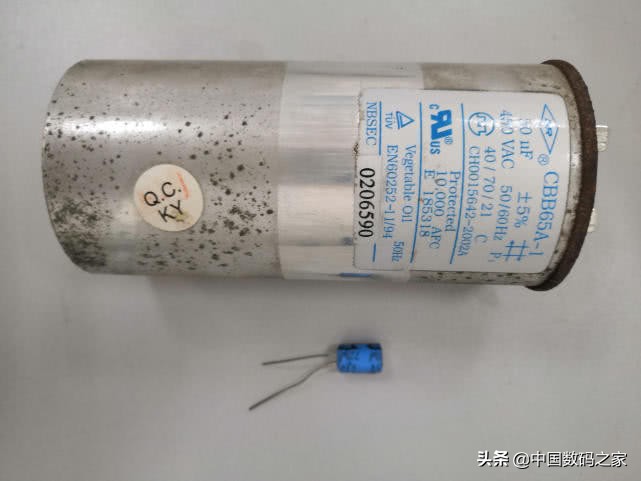 更换空调启动电容新电容要放电吗,空调电容的拆装视频