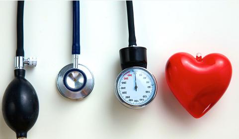 一直高血压突然变低血压了头疼,高血压患者变成低血压是怎么回事