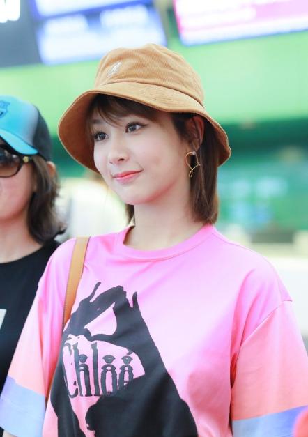 杨紫轻熟女装,杨紫轻熟风黄衣裙