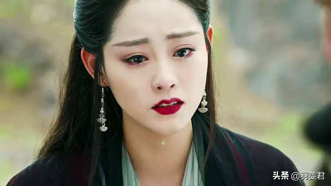 金庸三次修改周芷若结局,金庸最新版周芷若的结局