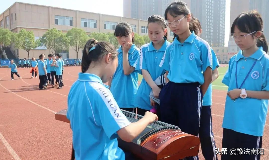 建党百年学校组织的迎七一活动,邓州市庆祝建党100周年活动选拔赛