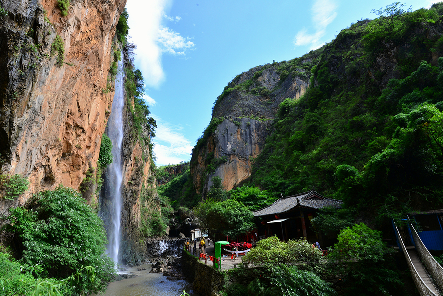 到丽江旅游，这9大必去的当地景点让你领略云南独特的风情
