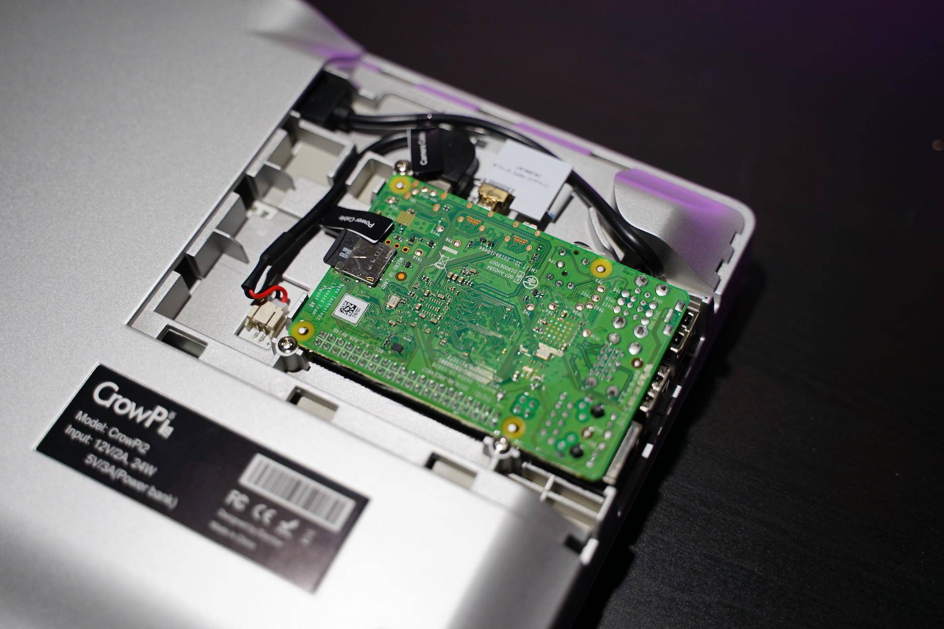 软硬件结合,内置教程浅学易懂,程序员爸爸体验壳乐派编程学习机