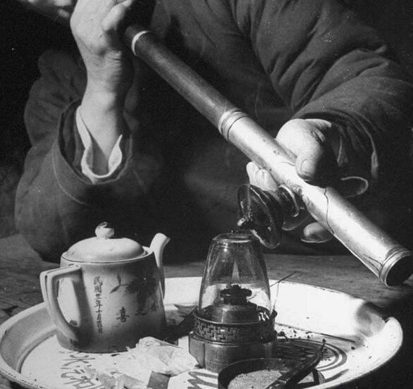 常见的吸毒方法吸毒的工具