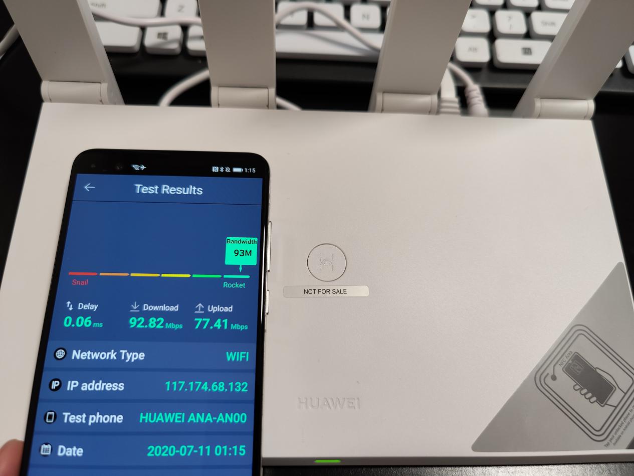 华为路由器ax3pro和tplinkax3200,华为最新的wifi路由器