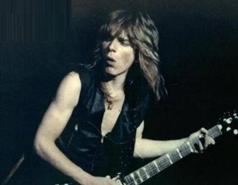 十首超级好听又治愈的英文歌曲,一生必听10首经典英文歌曲