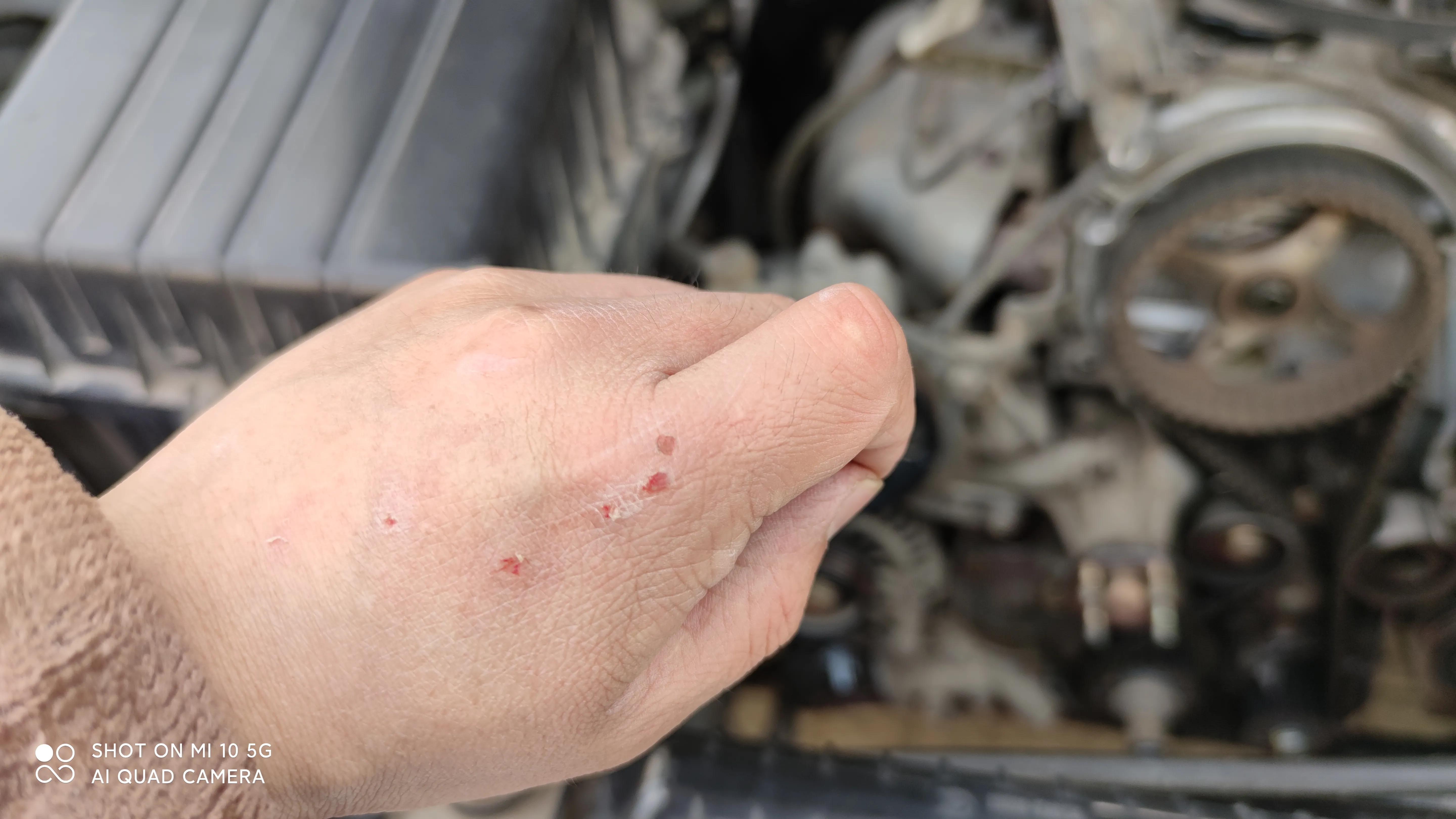 更换汽车正时皮带的操作方法步骤,汽车正时皮带更换步骤看了很简单