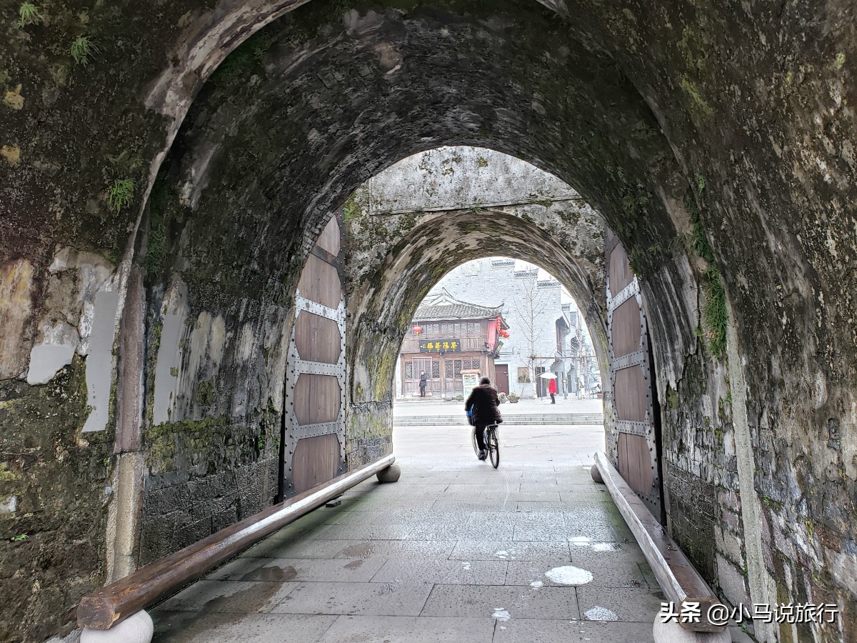 临海,一座被遗忘的江南千年古城,喧嚣和静谧并存