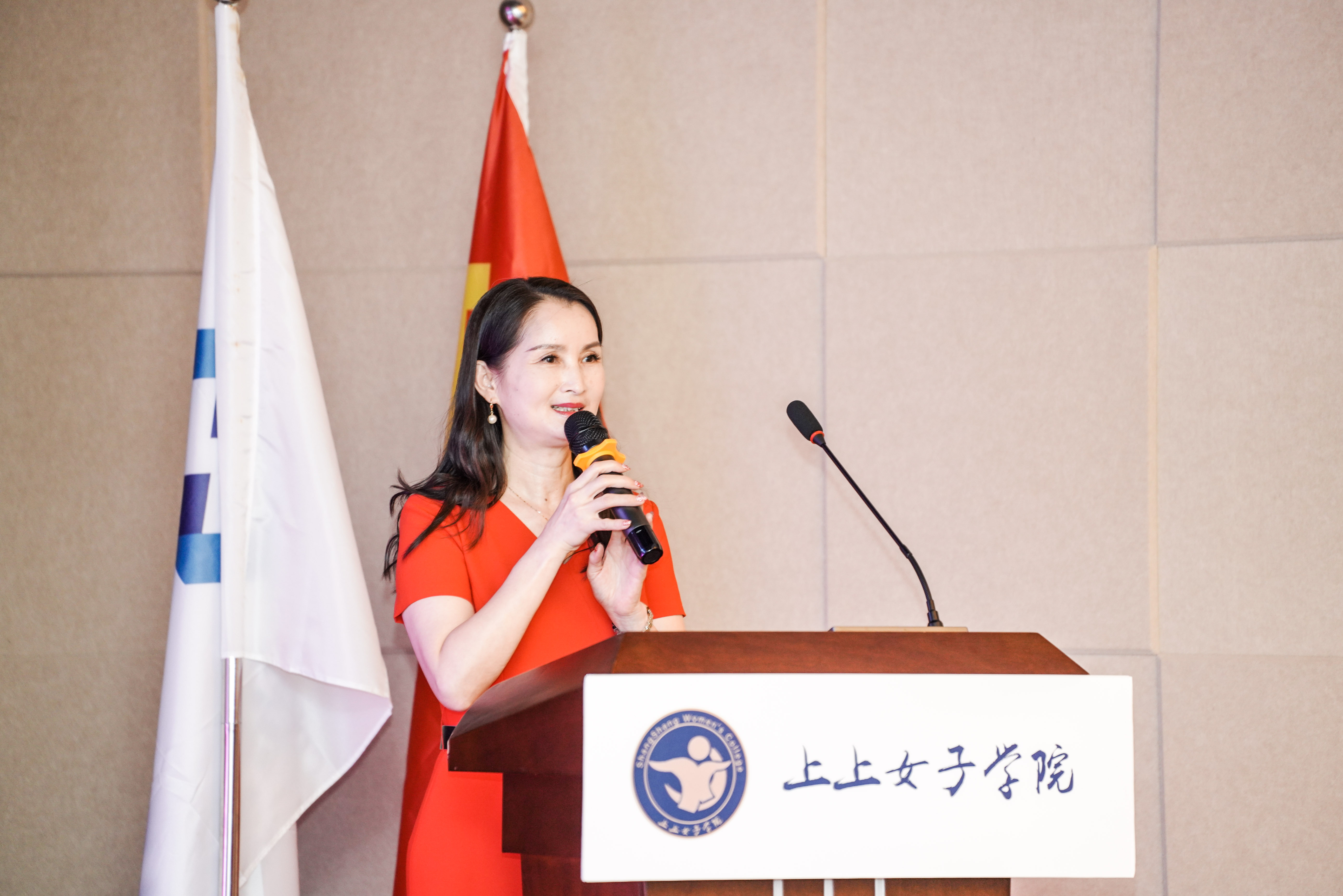 开办女子学堂,女子学堂开班仪式