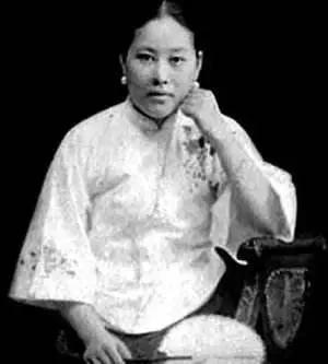 历史上母子的感人事迹,历史上母子感人故事