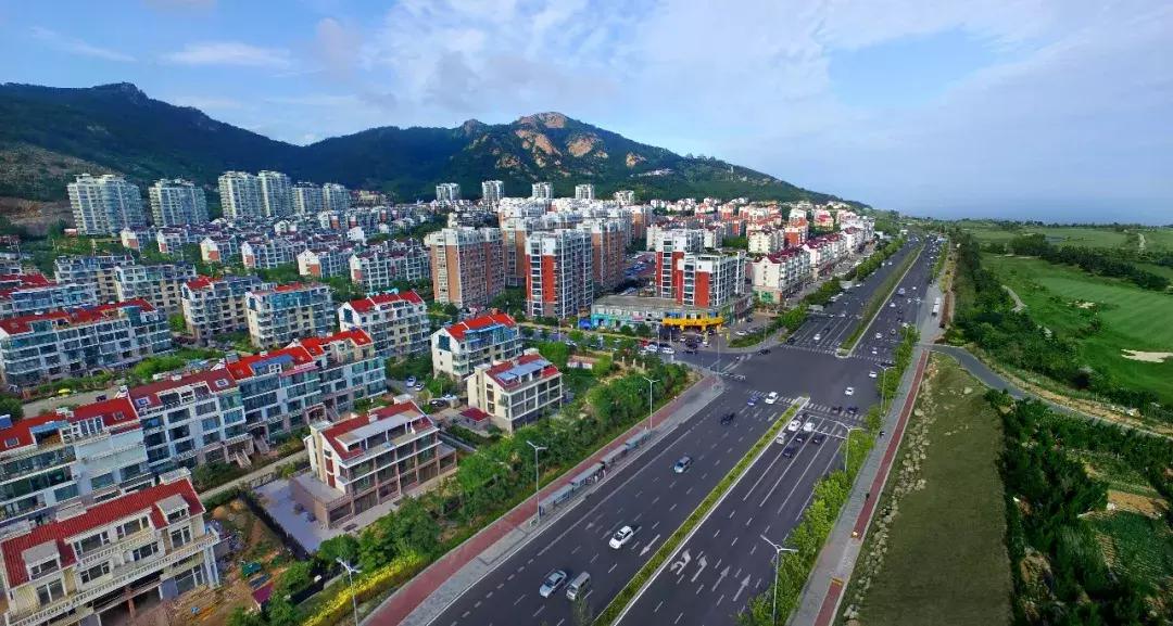 崂山春景美不胜收,崂山夜景金鼎