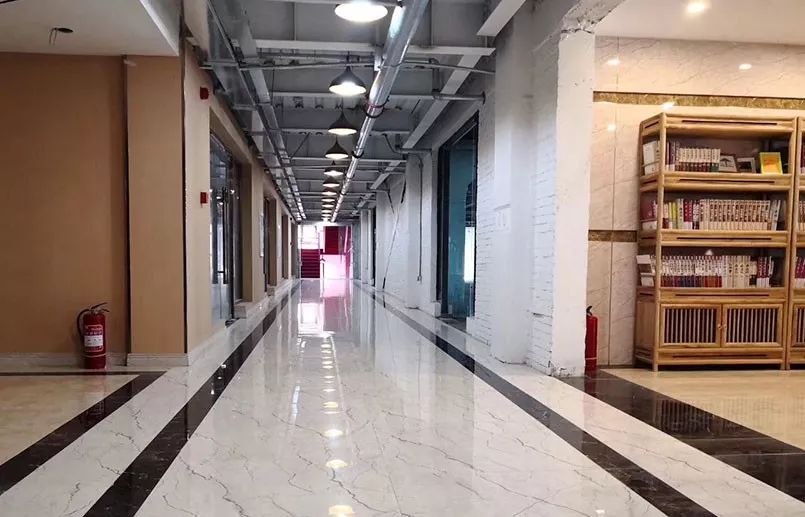 如何选一个靠谱的化妆培训机构,一篇文章带你认识在线课堂