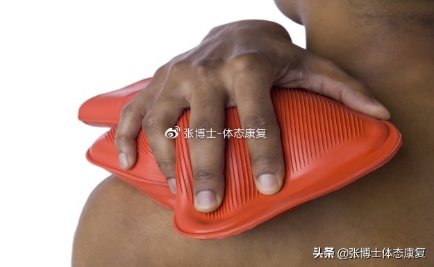 肩胛骨突出矫正的方法,体态矫正脊柱前凸