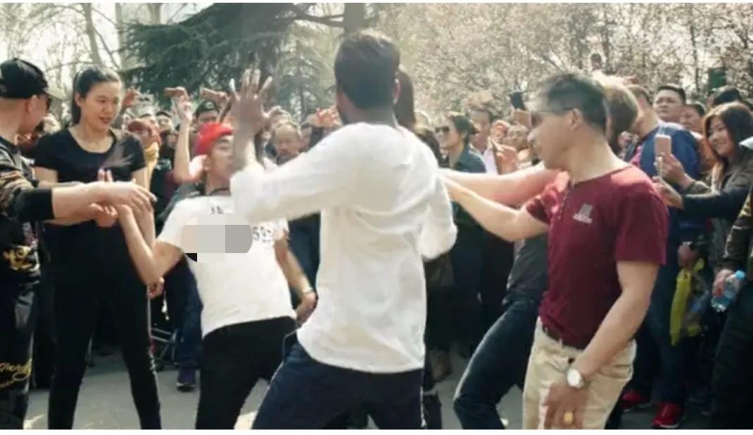 郑州尬舞纪录片,外国人挑战郑州尬舞