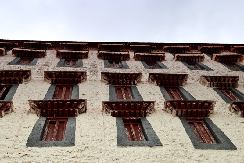 比天空更辽阔比白云更洁净比佛国更妩媚珠峰脚下的游记十