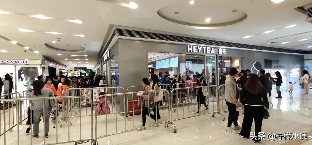 排队买奶茶的都是什么人,排队买奶茶到底好不好