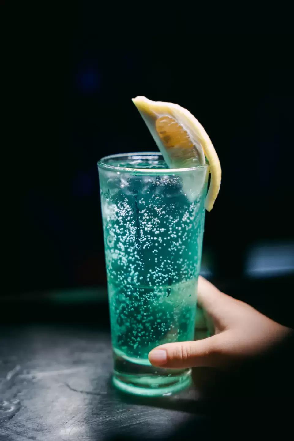 在江边看晚霞圆月，开live派对！难怪中秋节广州人不回家