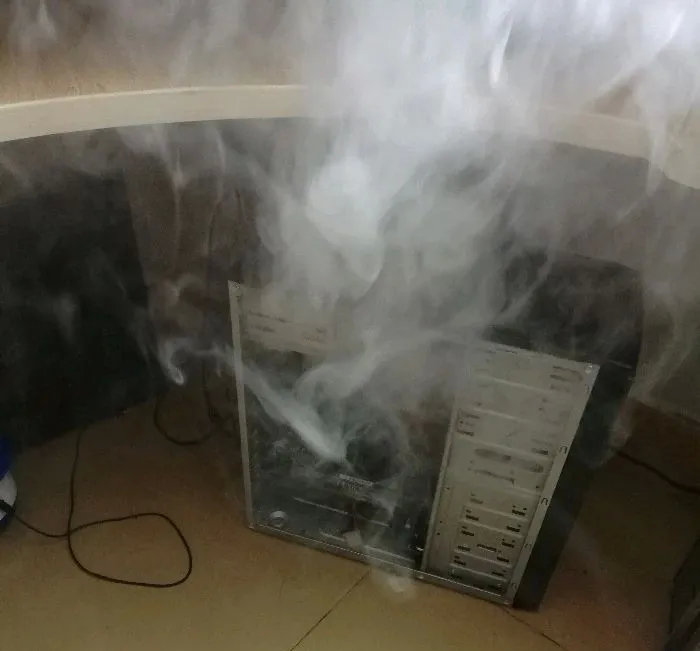 上万的电脑打游戏,5000块钱的电脑打游戏