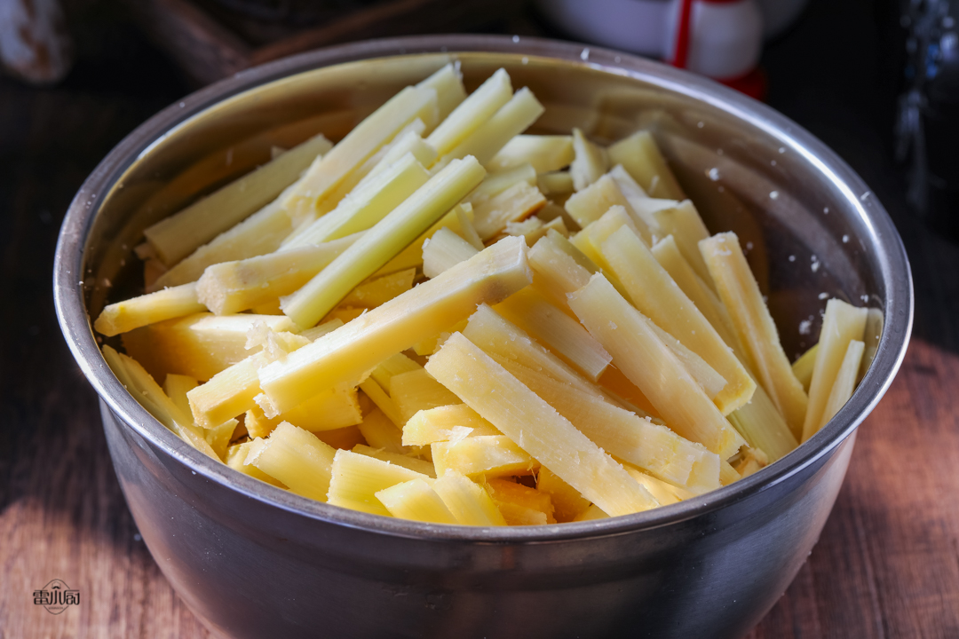 外面卖80一斤的红糖，在家就能做，从甘蔗到红糖，一口锅就搞定