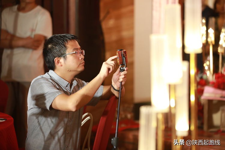 西安教育圈一场“特殊”的婚礼——新娘的“爸爸”是校长